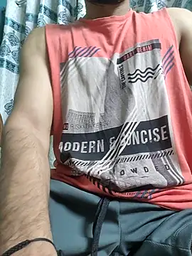 TOPMOON001 online show from 09/20/25, 08:21