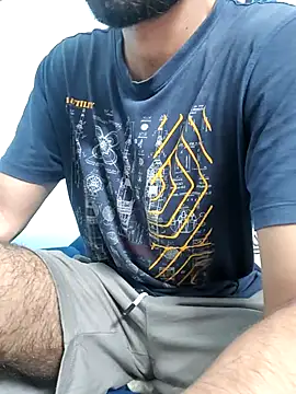 TOPMOON001 online show from 09/30/25, 09:36