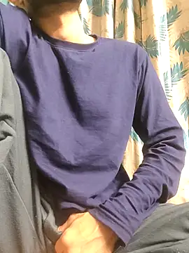 TOPMOON001 online show from 02/13/26, 07:32