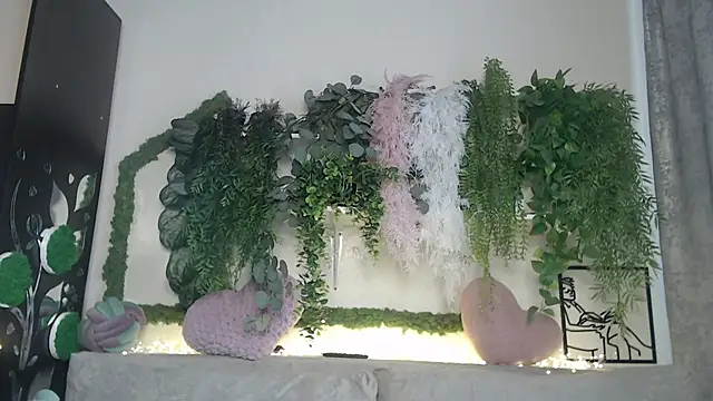 Snapshot of scyrim2 chatting on 03/05/25, 06:54 scyrim2 online show from 03/05/25, 06:54