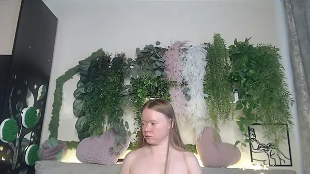 Snapshot of scyrim2 chatting on 03/07/25, 10:02 scyrim2 online show from 03/07/25, 10:02