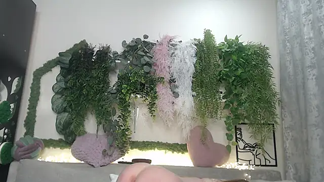 Snapshot of scyrim2 chatting on 03/11/25, 05:13 scyrim2 online show from 03/11/25, 05:13