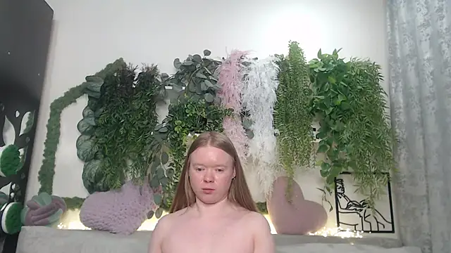 Snapshot of scyrim2 chatting on 03/13/25, 12:56 scyrim2 online show from 03/13/25, 12:56