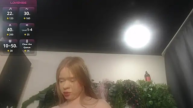 Snapshot of scyrim2 chatting on 10/10/25, 08:41 scyrim2 online show from 10/10/25, 08:41