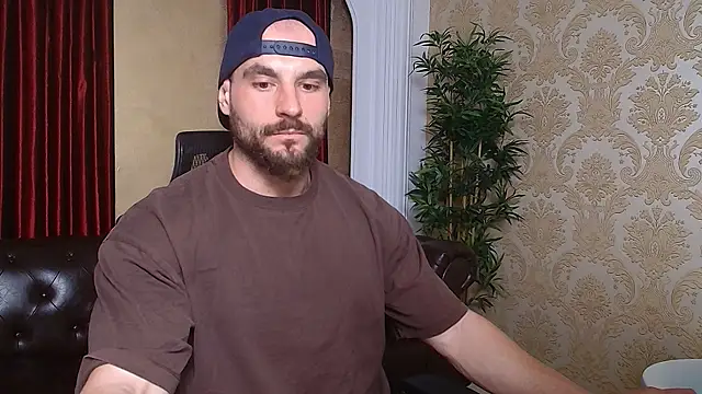 Snapshot of AdamJamesonn chatting on 03/15/25, 05:52 AdamJamesonn online show from 03/15/25, 05:52