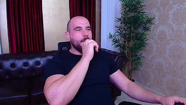 Snapshot of AdamJamesonn chatting on 09/22/25, 05:20 AdamJamesonn online show from 09/22/25, 05:20