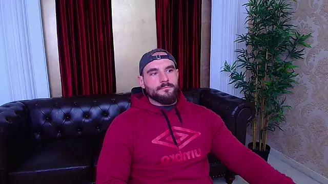 Snapshot of AdamJamesonn chatting on 09/26/25, 05:22 AdamJamesonn online show from 09/26/25, 05:22