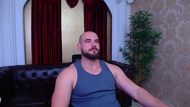 Snapshot of AdamJamesonn chatting on 10/01/25, 04:51 AdamJamesonn online show from 10/01/25, 04:51