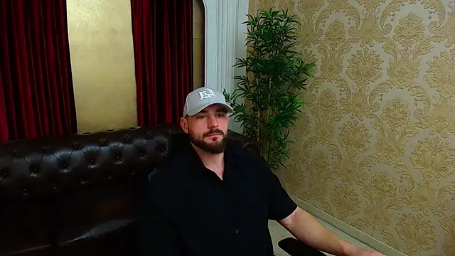 Snapshot of AdamJamesonn chatting on 11/30/25, 05:33 AdamJamesonn online show from 11/30/25, 05:33