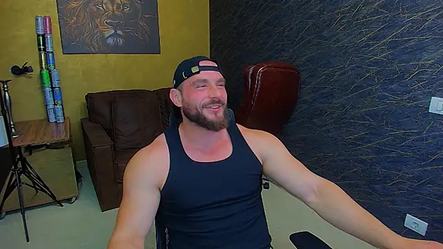 Snapshot of AdamJamesonn chatting on 05/28/26, 04:54 AdamJamesonn online show from 05/28/26, 04:54