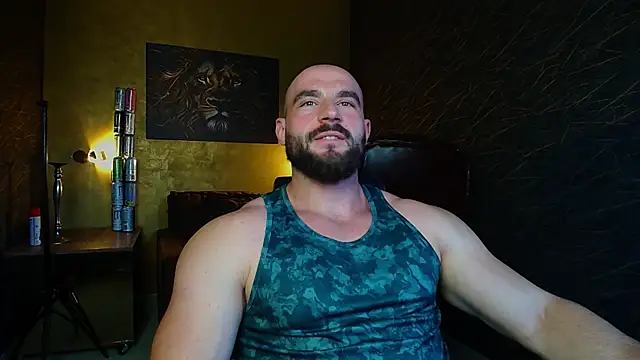 Snapshot of AdamJamesonn chatting on 05/30/26, 04:42 AdamJamesonn online show from 05/30/26, 04:42