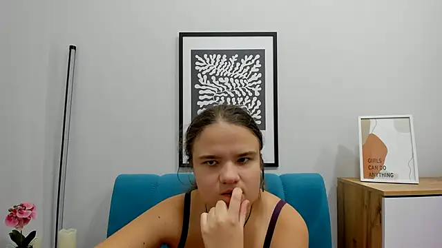 AdeleCruz online show from 11/08/25, 01:11