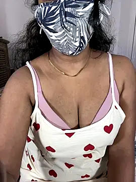 ArathyNambyarMallu online show from 09/18/25, 09:00