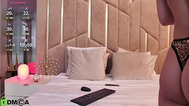 CassieHart online show from 01/10/25, 07:14