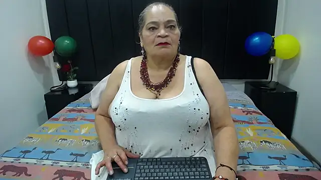 VickyBoobss online show from 11/19/25, 08:31