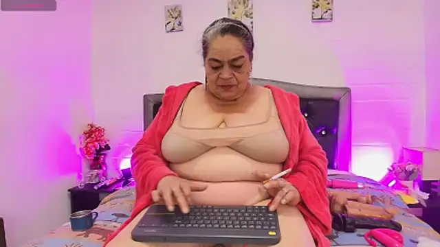 VickyBoobss online show from 05/29/26, 12:14