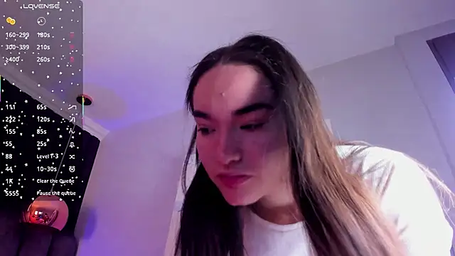 chelsea bolton  online show from 11/22/25, 03:44