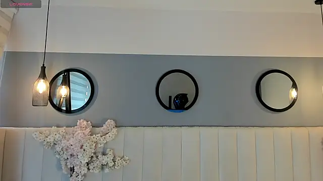 chelsea bolton  online show from 03/19/26, 12:20