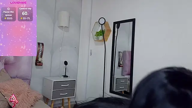 Snapshot of madison_oli chatting on 11/18/25, 03:38 madison oli online show from 11/18/25, 03:38