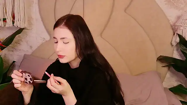 EmmaLawrens online show from 02/08/26, 06:00