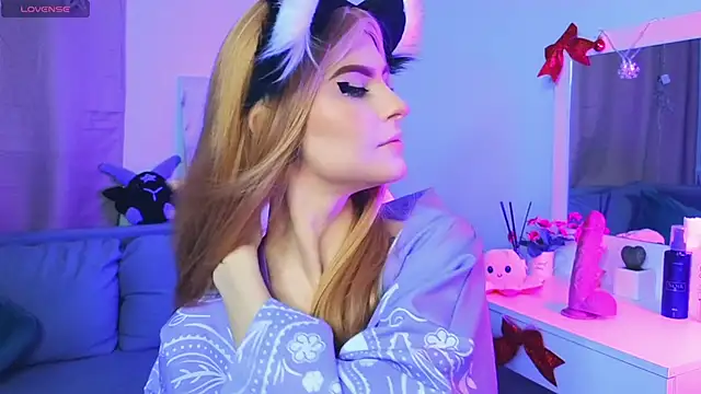Snapshot of Emily__Mooree chatting on 02/01/25, 04:14 Emily Mooree online show from 02/01/25, 04:14