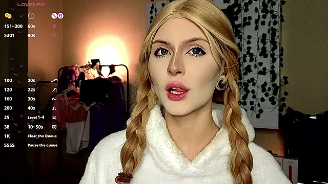 Emily  Mooree online show from 11/14/25, 03:38