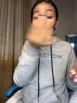 Aleska Miami online show from 09/30/25, 02:11