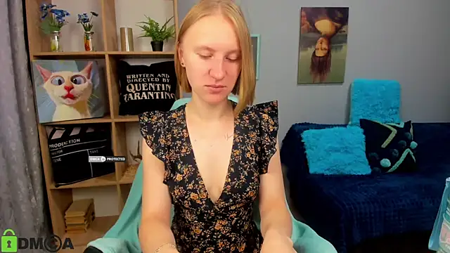 Snapshot of BeautyBlondy chatting on 09/25/25, 06:06 BeautyBlondy online show from 09/25/25, 06:06