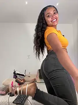 JasmineRose7 online show from 04/21/26, 11:16