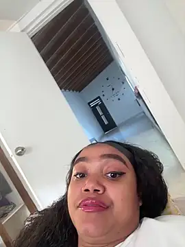 JasmineRose7 online show from 04/23/26, 12:29