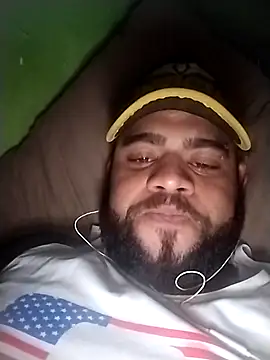 Snapshot of safado0027 chatting on 04/17/26, 04:04 safado0027 online show from 04/17/26, 04:04