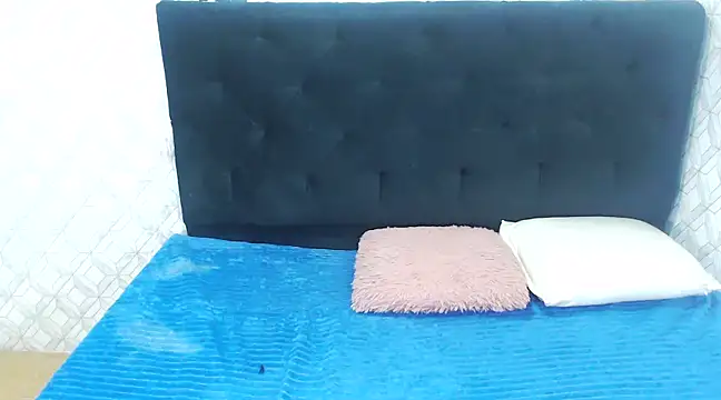 SalomeSnow online show from 01/13/25, 12:41