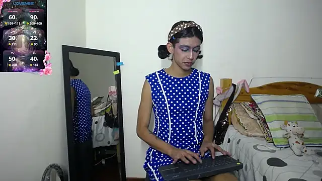 boysLittle online show from 11/09/25, 05:50