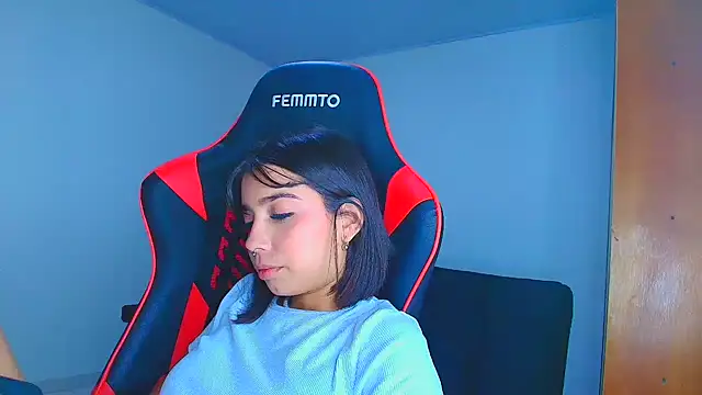 Rousse violett online show from 11/12/25, 12:00