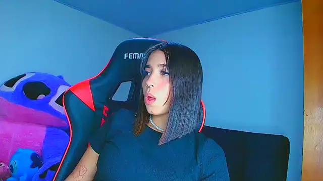 Rousse violett online show from 11/25/25, 12:21