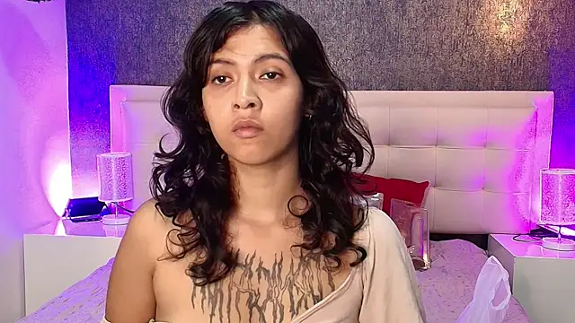 gabriela cortez online show from 02/17/25, 07:21