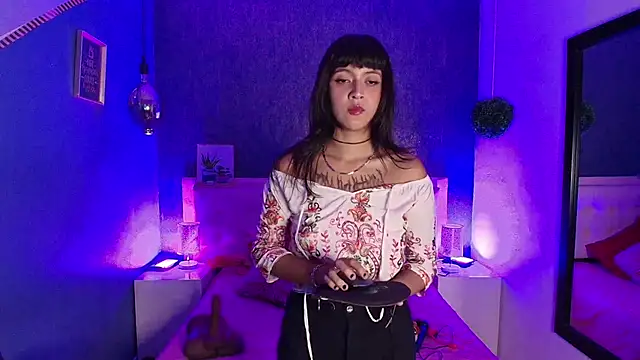 gabriela cortez online show from 03/21/25, 07:46