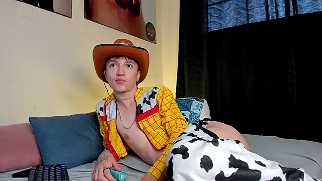 Snapshot of jeremy_salvatore chatting on 01/15/25, 12:04 jeremy salvatore online show from 01/15/25, 12:04