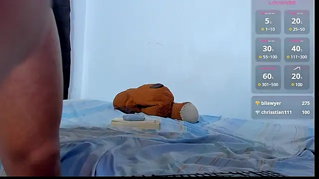 hall hazel online show from 01/17/25, 04:39