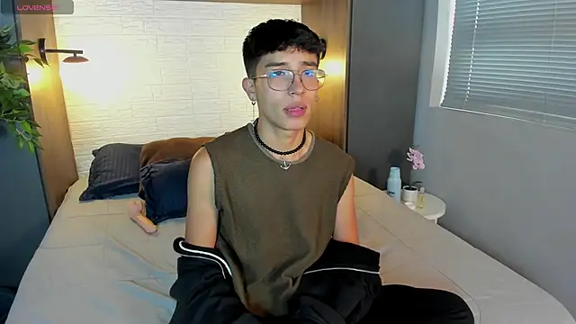 tim  fox online show from 02/04/25, 07:44