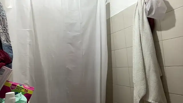 LunaBeya online show from 02/20/26, 12:27