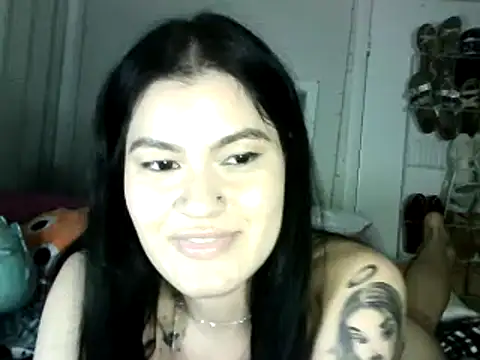 Snapshot of nikkikittyx3 chatting on 03/04/25, 08:57 nikkikittyx3 online show from 03/04/25, 08:57