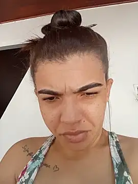 Snapshot of oliveira_k chatting on 07/31/26, 01:43 oliveira k online show from 07/31/26, 01:43