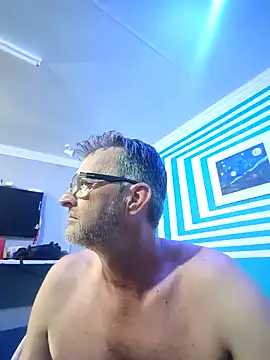 Snapshot of itsmeyes69 chatting on 01/30/25, 11:02 itsmeyes69 online show from 01/30/25, 11:02