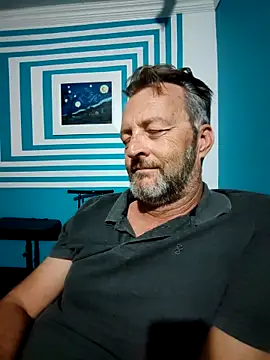 Snapshot of itsmeyes69 chatting on 02/14/25, 10:58 itsmeyes69 online show from 02/14/25, 10:58