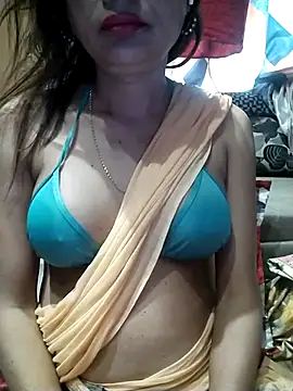 Snapshot of SANA-LEONI chatting on 02/25/25, 06:03 SANA-LEONI online show from 02/25/25, 06:03
