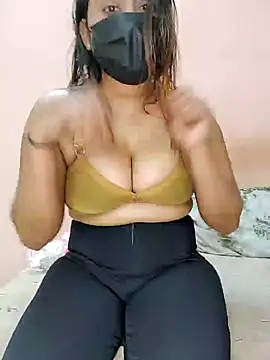 Snapshot of Snehalive chatting on 01/31/25, 10:52 Snehalive online show from 01/31/25, 10:52