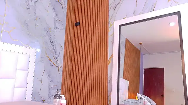 hotiergirl online show from 02/14/26, 12:02