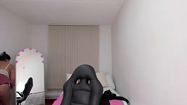 Snapshot of _Daniela_hot_1 chatting on 02/23/25, 03:24  Daniela hot 1 online show from 02/23/25, 03:24