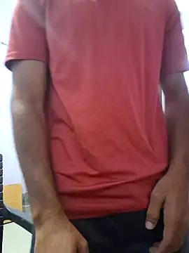 Snapshot of braveman999 chatting on 02/12/26, 02:12 braveman999 online show from 02/12/26, 02:12